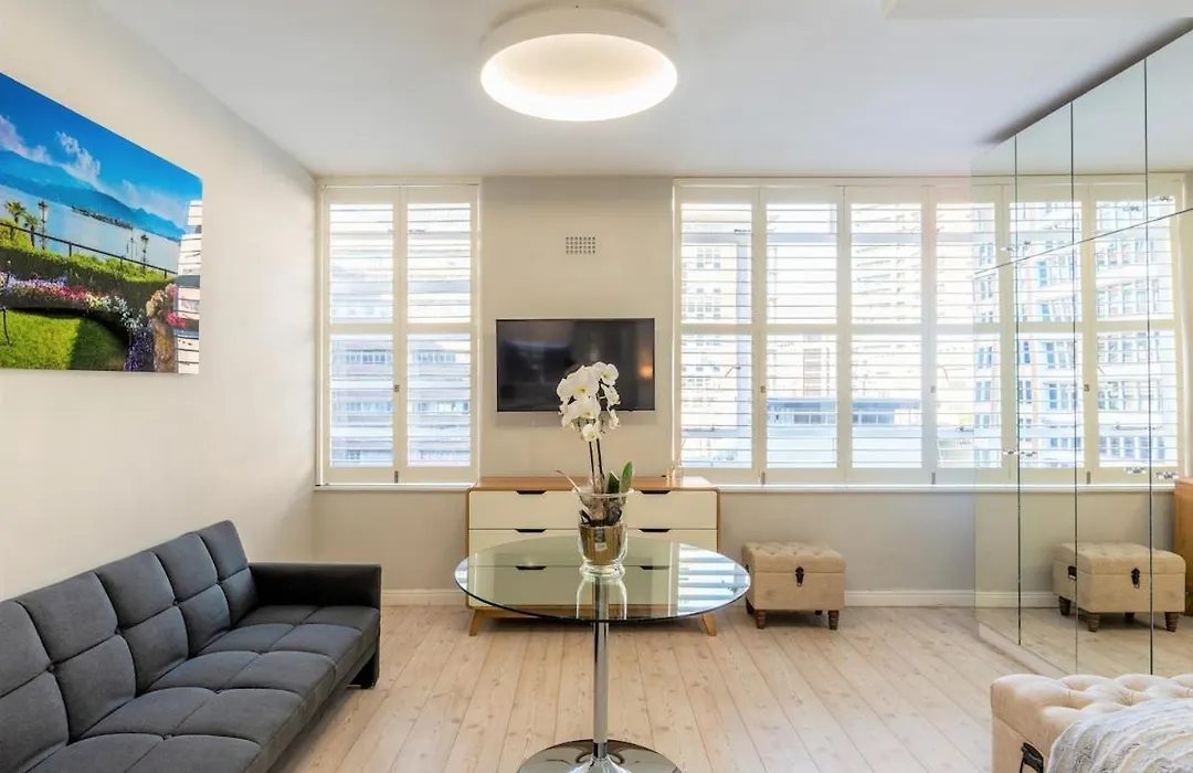 Apartment 6a Diplomat Cape Town